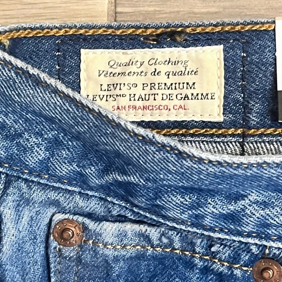 NWT Levis Premium Wedgie Jeans Womens 27 Blue Medium Wash High Rise Tapered $118 - Picture 9 of 10